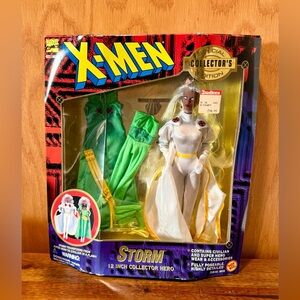 AUTHENTIC Toy Biz X-Men Special Collector's Edition 12" Storm Figure BRAND NEW